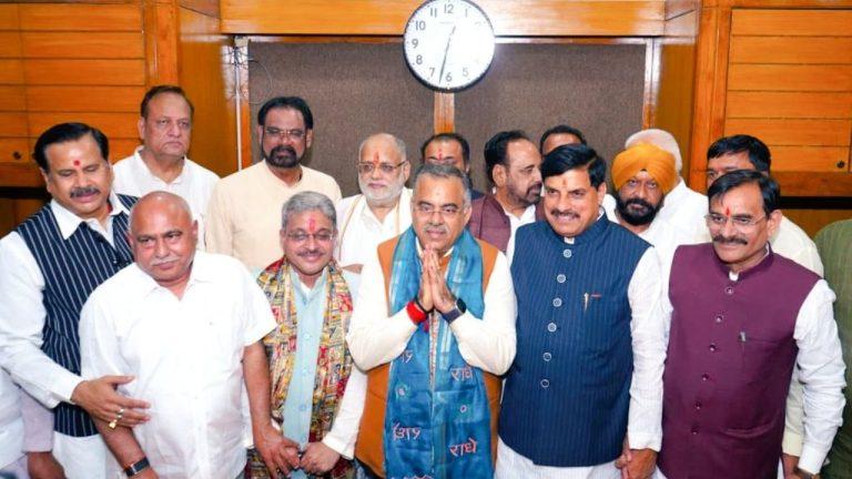 मप्र राज्यसभा चुनाव: BJP उम्मीदवारों ने दाखिल किया नामांकन फॉर्म, सीएम मोहन यादव रहे मौजूद, 18 जून को होना है वोटिंग