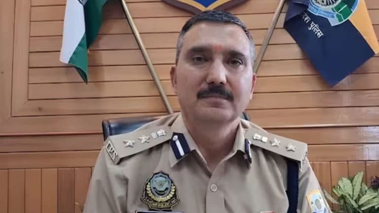हिमाचल प्रदेश: सरकारी आवास खाली न करने पर DIG संजीव गांधी को नोटिस जारी, 1.80 लाख रुपये का लगा जुर्माना, पढ़ें खबर