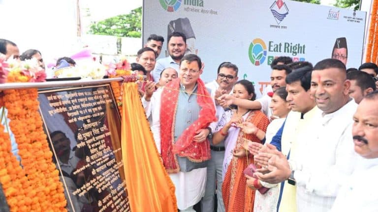 उत्तराखंड: चंपावत में विकास की रफ्तार तेज, CM धामी ने करोड़ों की परियोजनाओं का किया शिलान्यास, बोले- जनता का विश्वास ही मेरी सबसे बड़ी शक्ति