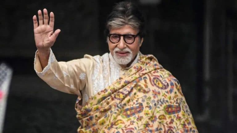 तड़के 4 बजे अमिताभ बच्चन ने की दिमाग घुमा देने वाली पोस्ट, सोशल मीडिया पर लगी सवालों की झड़ी