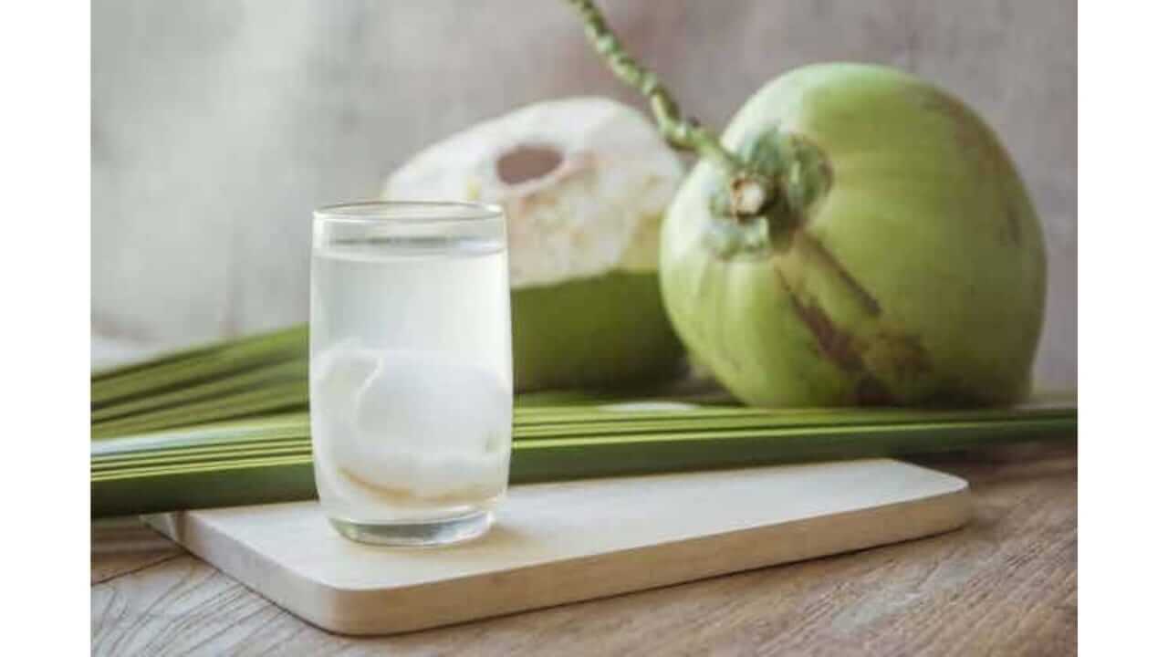 नारळ पाणी पिण्याचे फायदे, अनेक समस्या होतील दूर..
