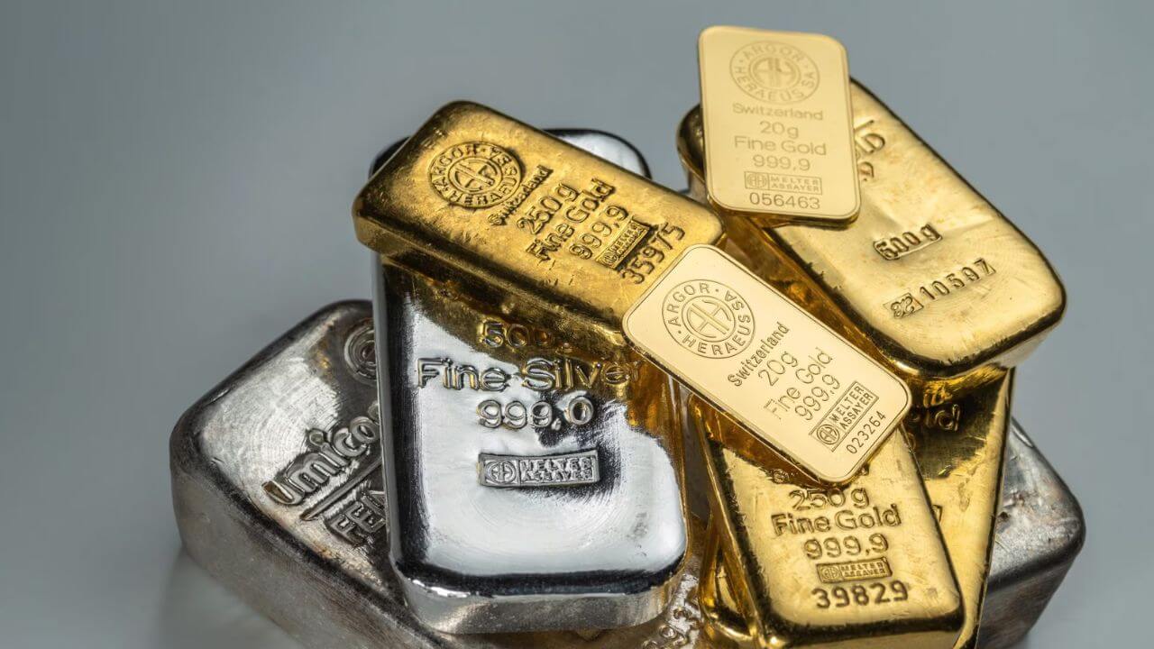 GOLD SILVER RATE: सोने – चांदीच्या दरांबाबत मोठी अपडेट, जाणून घ्या एका क्लिकवर