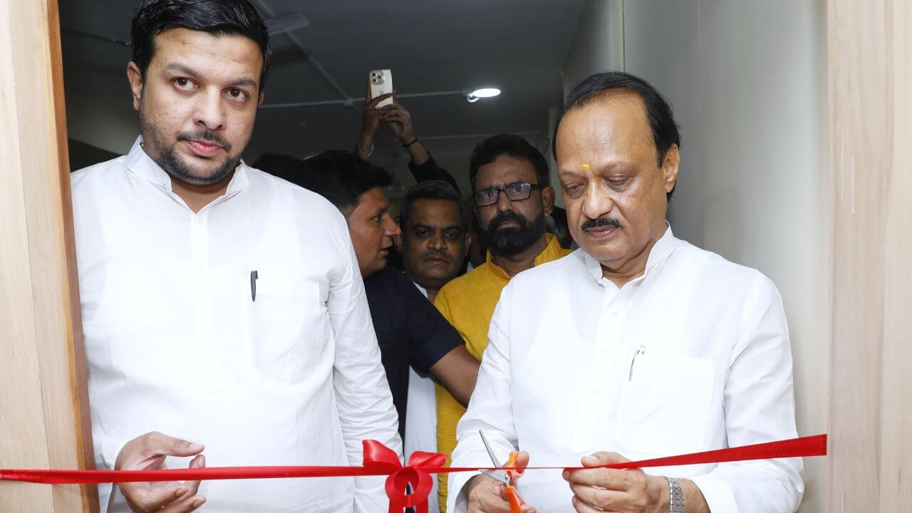 भाजपचा खासदार पोहोचण्याआधीच उपमुख्यमंत्री अजित पवारांनी केले उद्घाटन, नेमकं काय घडलं?