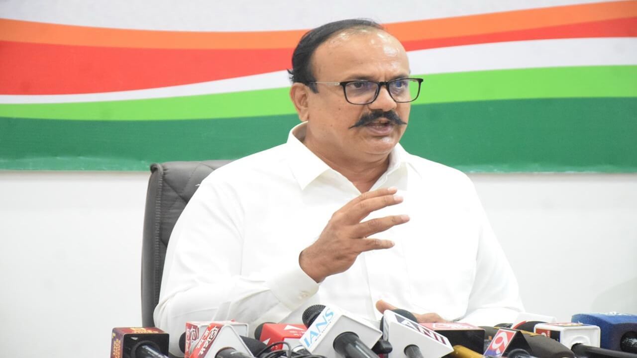 शेतकऱ्यांवर अस्मानी सुलतानी संकट असताना सरकार झोपले आहे का?, नुकसानग्रस्त शेतकऱ्यांना तातडीने मदत करा, हर्षवर्धन सपकाळांची मागणी