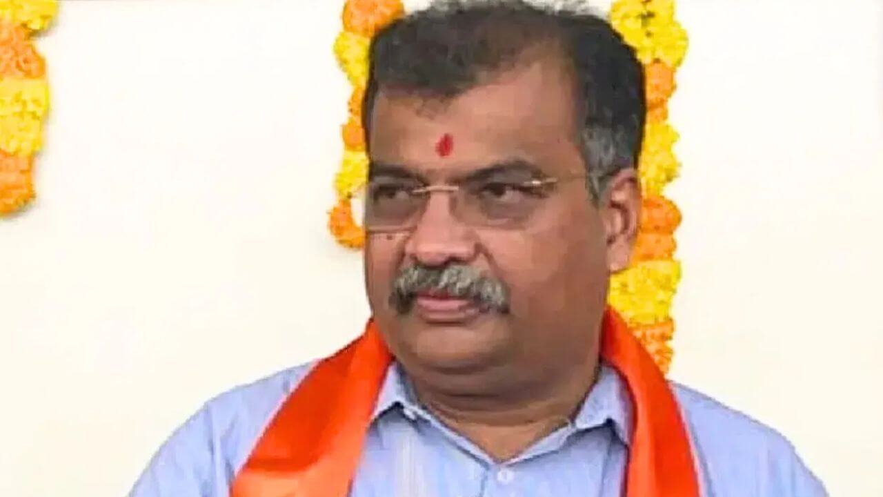 पक्षासाठी मी काहीही करायला तयार, नवनिर्वाचित प्रदेशाध्यक्ष रवींद्र चव्हाण यांनी स्वीकारला पदभार