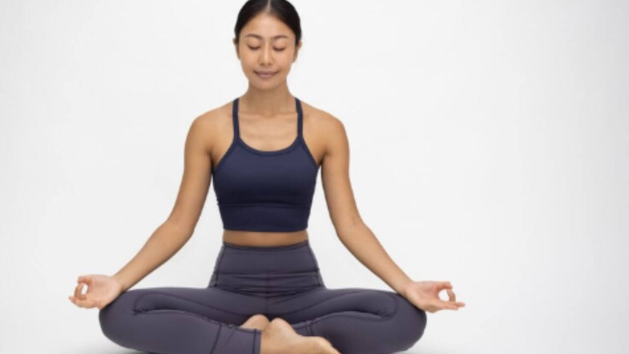 मूळव्याध असल्यास करा ‘ही’ ४ योगासने, वेदनेपासून लगेच मिळेल आराम