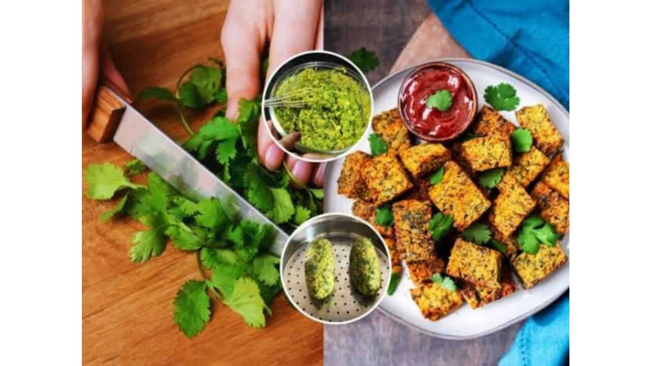 Shravan Special : खमंग कोथिंबीर वडी पाहा पारंपरिक रेसिपी