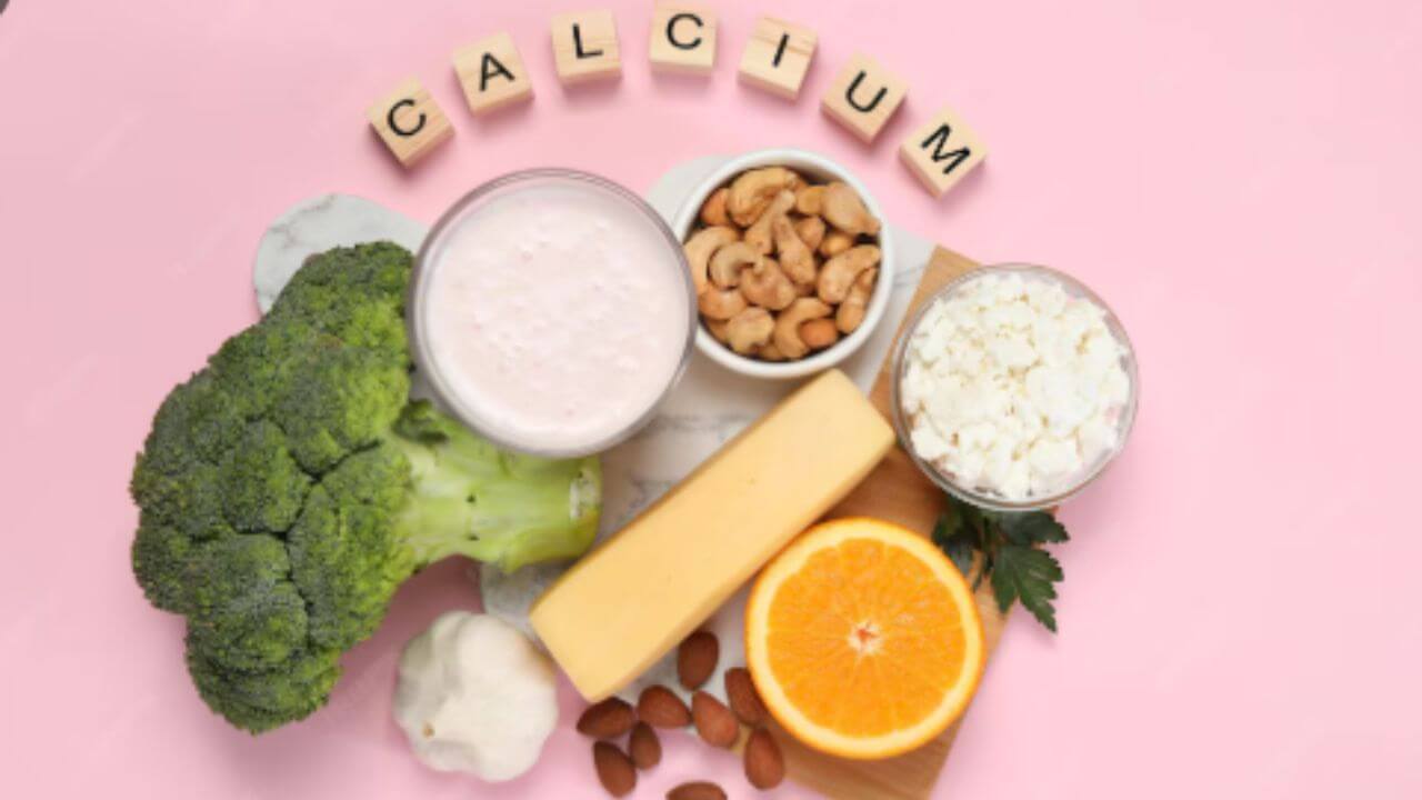 कॅल्शिअम कमी होऊन हाडे ढिसूळ झालेत? आजच आहारात सामील करा ‘हे’ पदार्थ