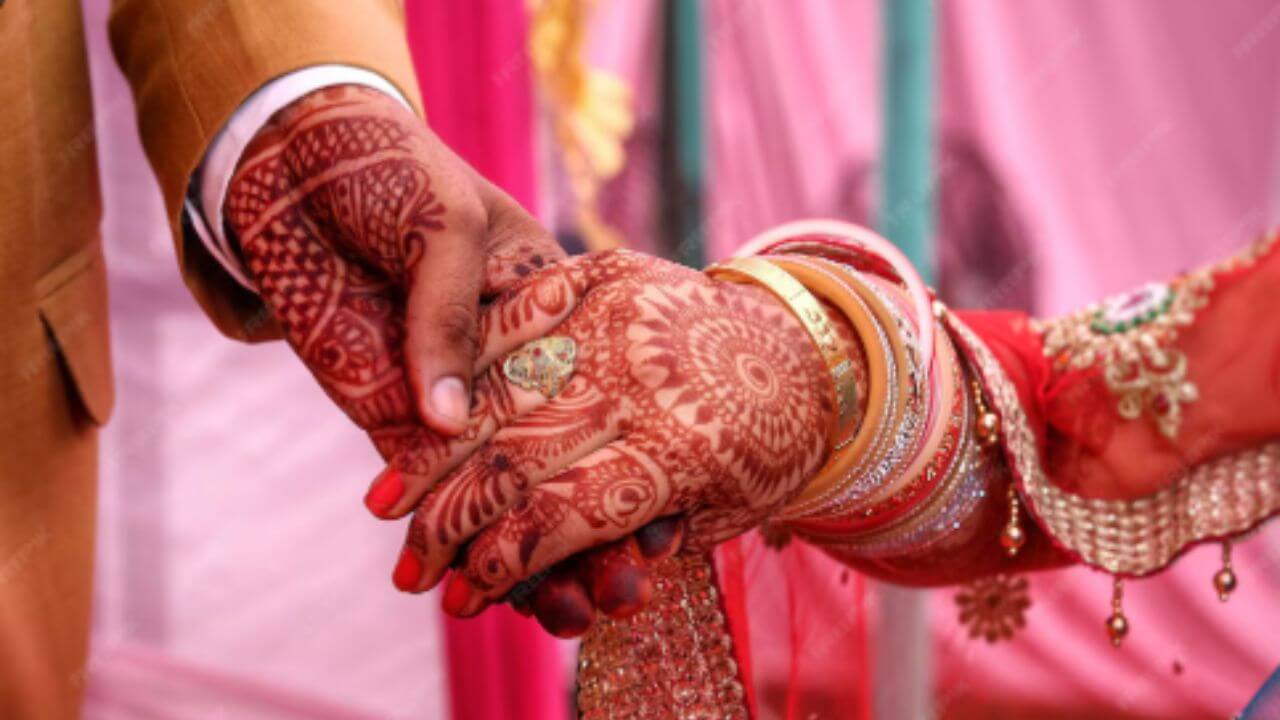 लग्न जुळविण्यात अडचणी येत आहेत? ‘हे’ वास्तू उपाय दूर करतील समस्या