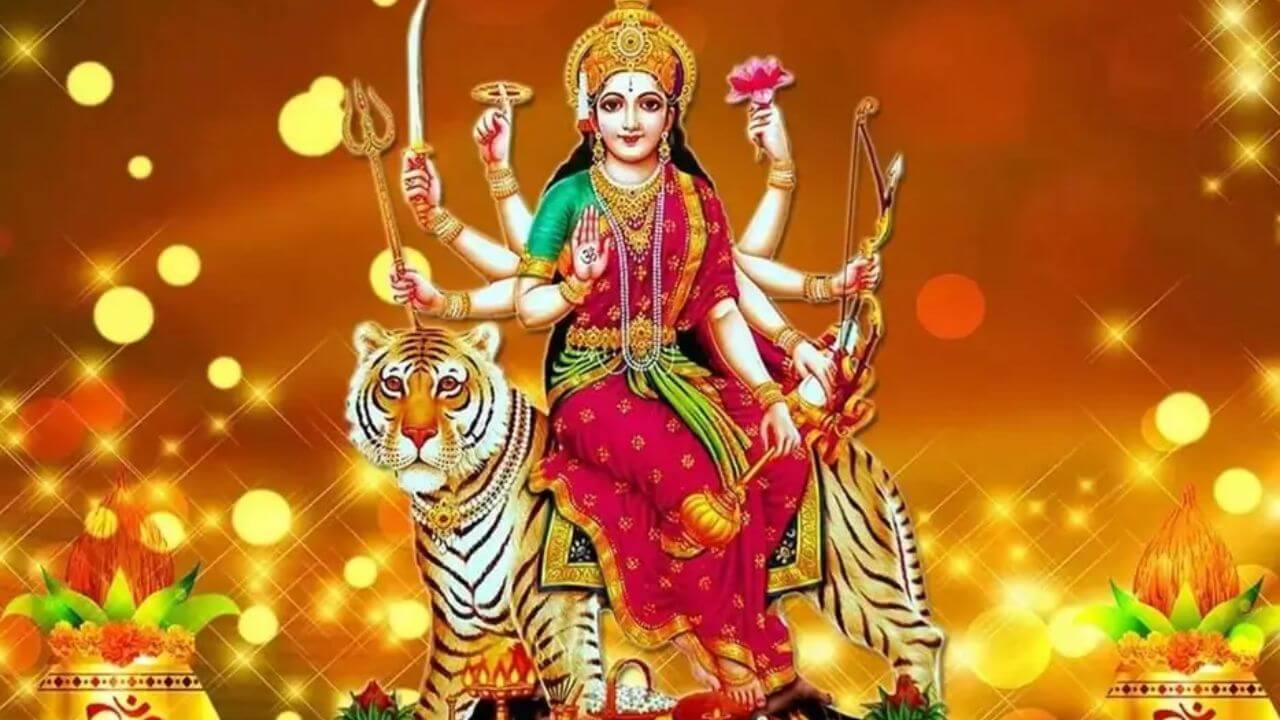 Navratri Wishes: शारदीय नवरात्रोत्सवाच्या प्रियजनांना द्या खास शुभेच्छा, इथे आहेत एकापेक्षा एक संदेश