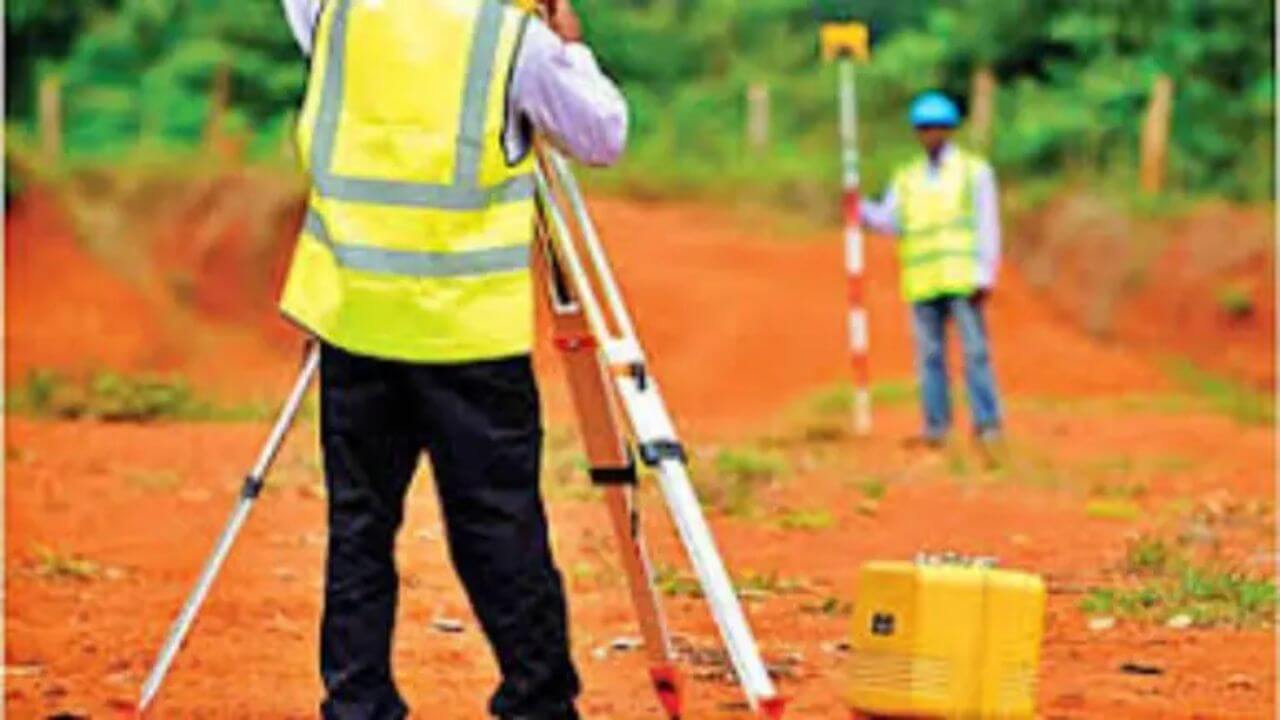 Land Records: महसूल विभागात क्रांतिकारी निर्णय; शेतकऱ्यांची जमीन मोजणी फक्त 30 दिवसांत होणार!