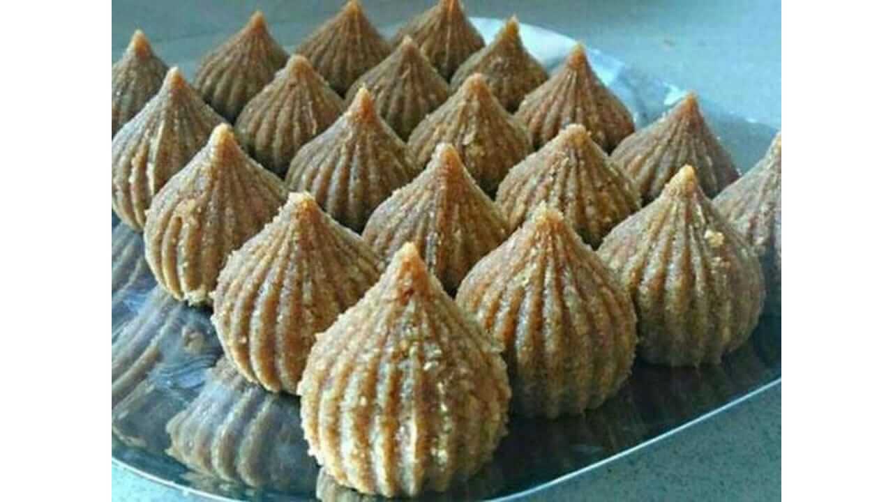 Sankashti Chaturthi 2025  : संकष्टी चतुर्थीला गणेशाला दाखवा तिळगुळाचे मोदक, पाहा सोपी रेसिपी…