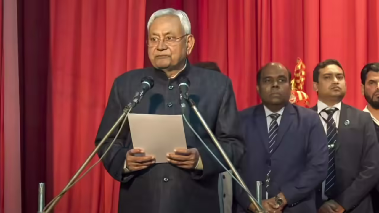 निवडणूक जिंकल्यानंतर किती दिवसांनी शपथ घेणे आवश्यक? संपूर्ण प्रक्रिया काय आहे?