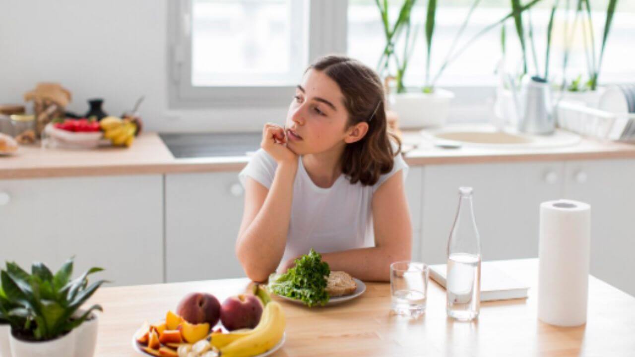मूड नियंत्रित करून ताणतणाव दूर करतात ‘हे’ पदार्थ, आजच आहारात करा सामील