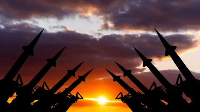 भारतात अण्वस्त्र शस्त्रांचं नियंत्रण कोणाकडे आहे? प्रधानमंत्री हल्ल्याचा आदेश देऊ शकतात का?