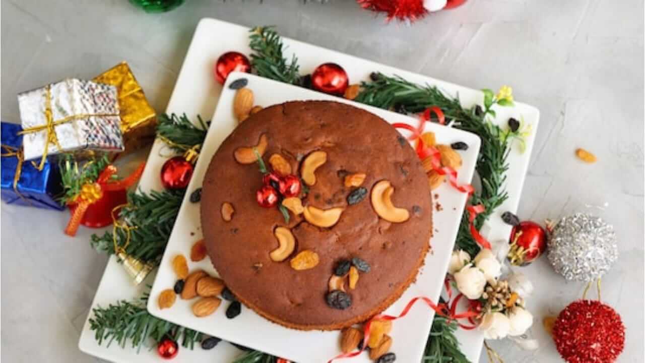 Cake Baking Tips : नाताळ निमित्त केक बनवताना लक्षात ठेवा काही खास टिप्स…