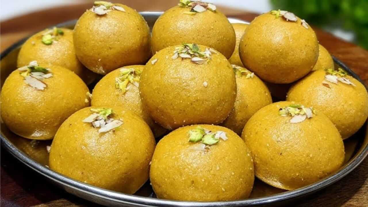 Datta Jayanti 2025 : दत्तजयंती नैवेद्य; दत्तजयंती स्पेशल जिभेवर विरघळणारे बेसनाचे लाडू पाहा रेसिपी