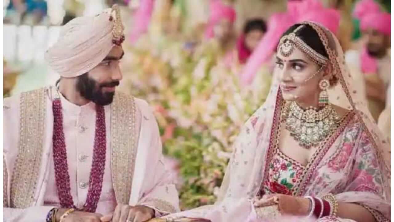 Wedding Rituals : लग्नात वधू वराच्या डाव्या बाजूला का बसते ? जाणून घ्या यामागील कारणं