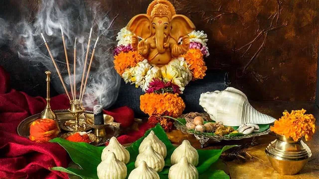 Ganesh Jayanti 2026 : गणेशाची मूर्ती कशी असावी? काय सांगत शास्त्र जाणून घ्या …