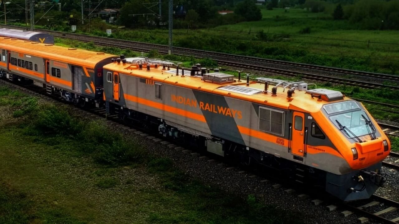 Amrit Bharat Express : उत्तर महाराष्ट्रातून धावणार अमृत भारत एक्सप्रेस; या 2 शहरांना मोठा फायदा