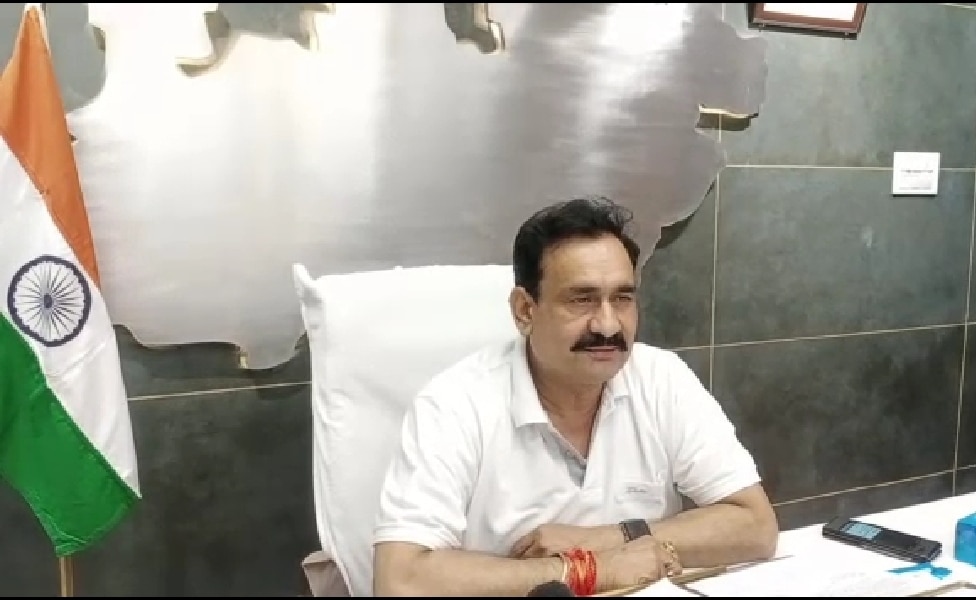 कमलनाथ पर भड़के गृह मंत्री नरोत्तम मिश्रा, बोले – ‘नीयत में खोट-निगाह में वोट’ कांग्रेस की प्रवृत्ति