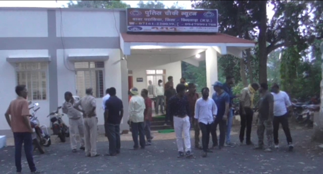 एमपी ब्रेकिंग की खबर का असर, छिंदवाड़ा में प्रकरण दर्ज न करने पर चौकी प्रभारी निलंबित