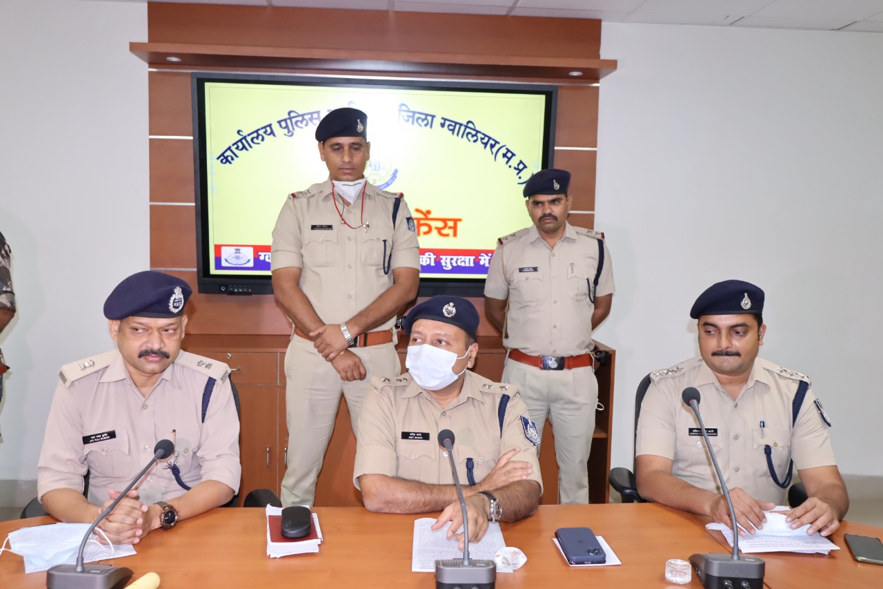 शराबी पति की प्रताड़ना से परेशान थी पत्नी, कहा नहीं रखूंगी करवाचौथ, प्रेमी के साथ मिलकर की हत्या