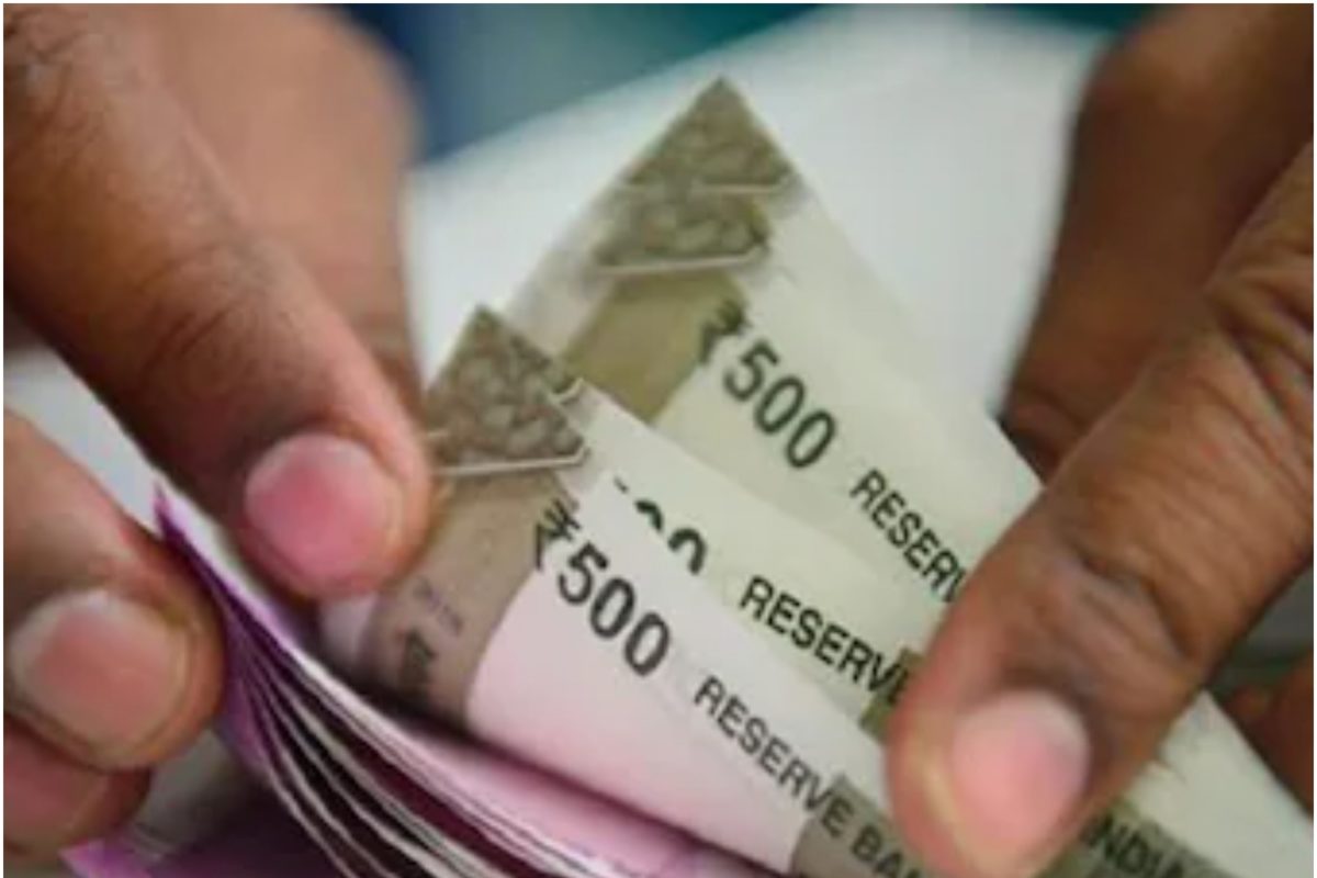 95000 कर्मचारियों के लिए खुशखबरी, 17% DA के साथ बोनस, जानें कब आएगी सैलरी