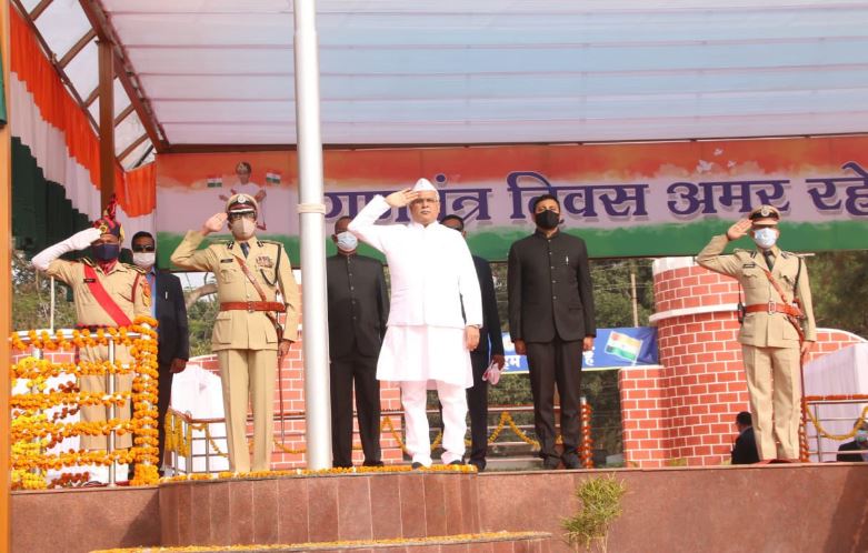 Republic Day 2022: कर्मचारियों को लेकर मुख्यमंत्री की बड़ी घोषणा, अंशदान भी बढ़ाया