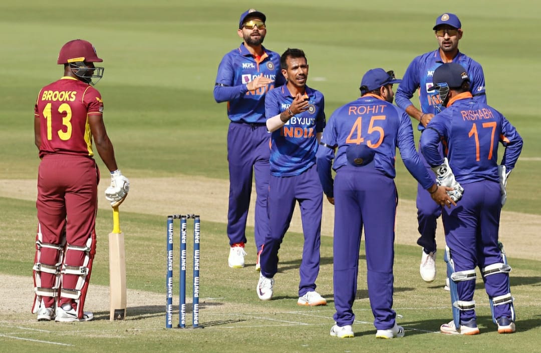 IND VS WI 1st ODI : भारत ने जीता 1000 वां वनडे, WI को 6 विकेट से हराया