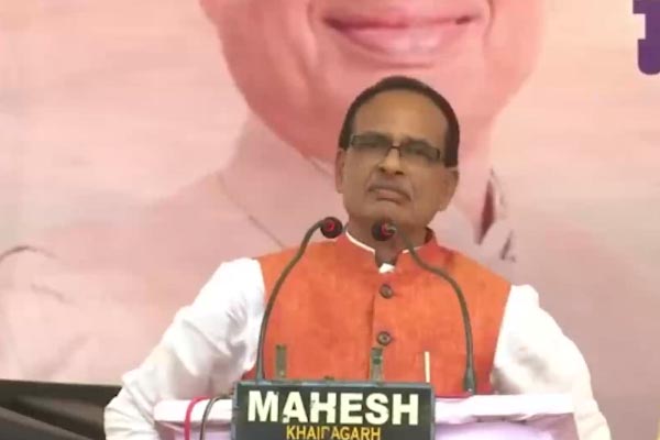 भूपेश बघेल पर गरजे शिवराज बोले,” ऐसा निकृष्ट व्यक्ति मैंने नहीं देखा”