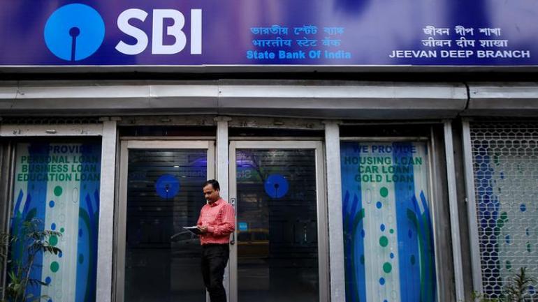 SBI की छोटी सी गलती की वजह से 15 लोग बन गए लखपति, जाने पूरा मामला