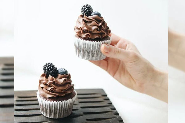 क्या है मीठा खाने का सही समय, खाने से पहले या खाने के बाद, आयुर्वेद से जानिए सही जवाब