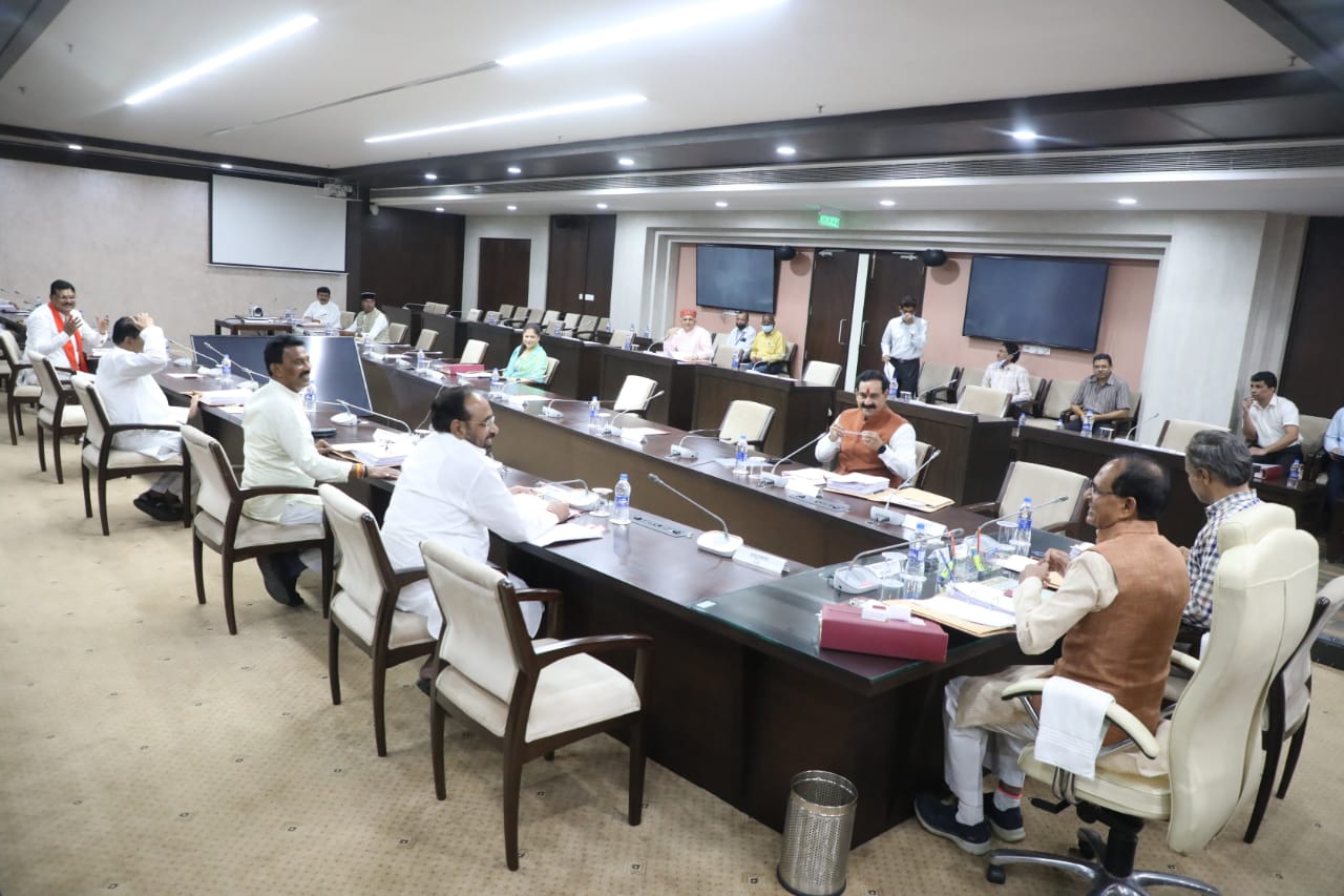 MP : CM-विधायक स्वेच्छानुदान सहित मानदेय में वृद्धि, खुलेंगे 2 मेडिकल-23 ITI कॉलेज, जाने शिवराज कैबिनेट के बड़े फैसले