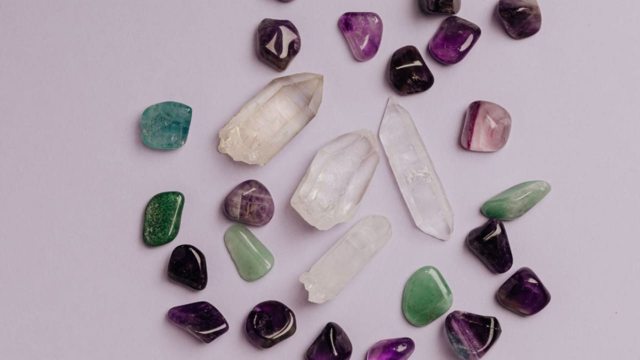 पहनें ये 3 चमत्कारी रत्न, नौकरी में मिलेगी पदोन्नति, कारोबार में होगा मुनाफा