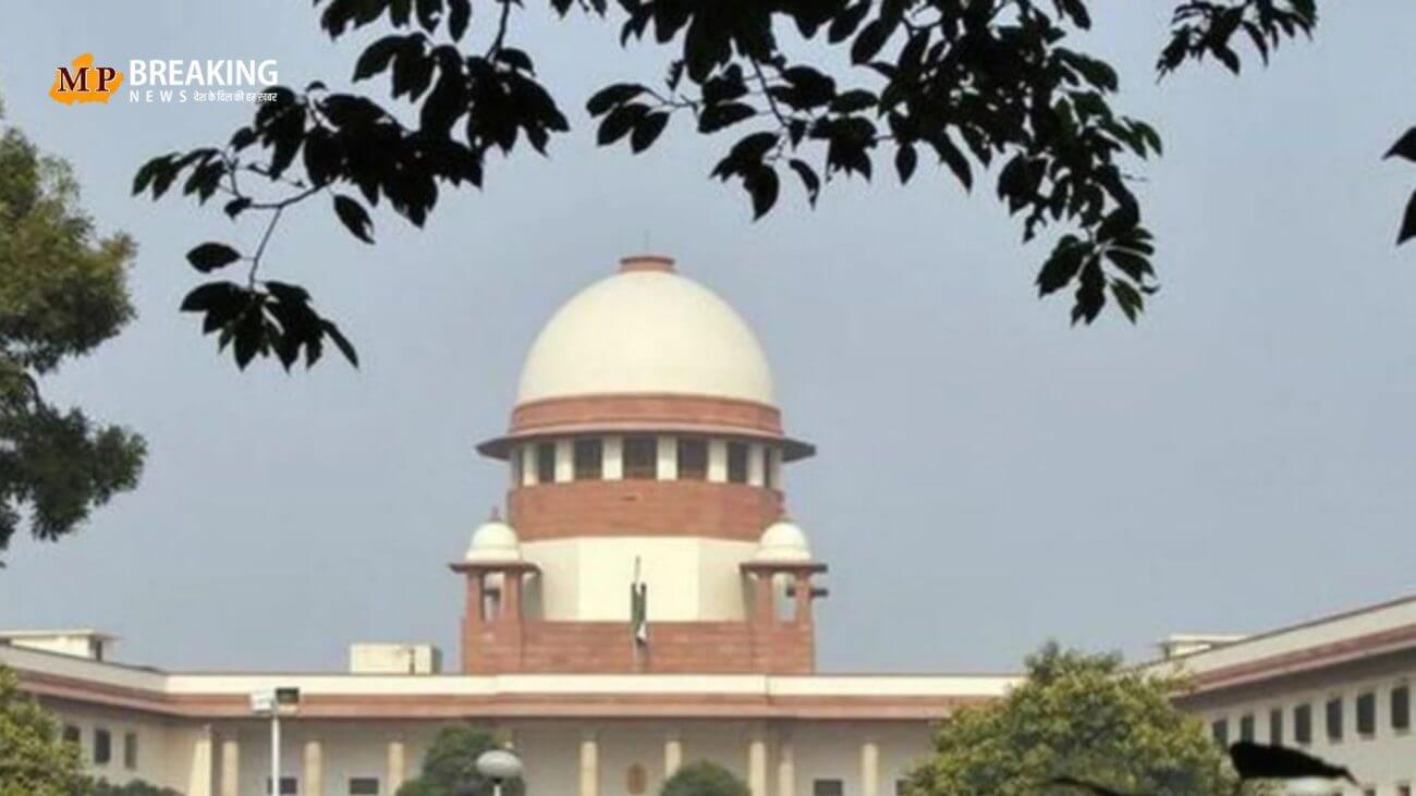 सुप्रीम कोर्ट ने AGR से जुड़ी याचिका को किया खारिज, शेयर बाजार पर पड़ा फैसले का असर, वोडाफोन आइडिया 20 फीसदी टूटा