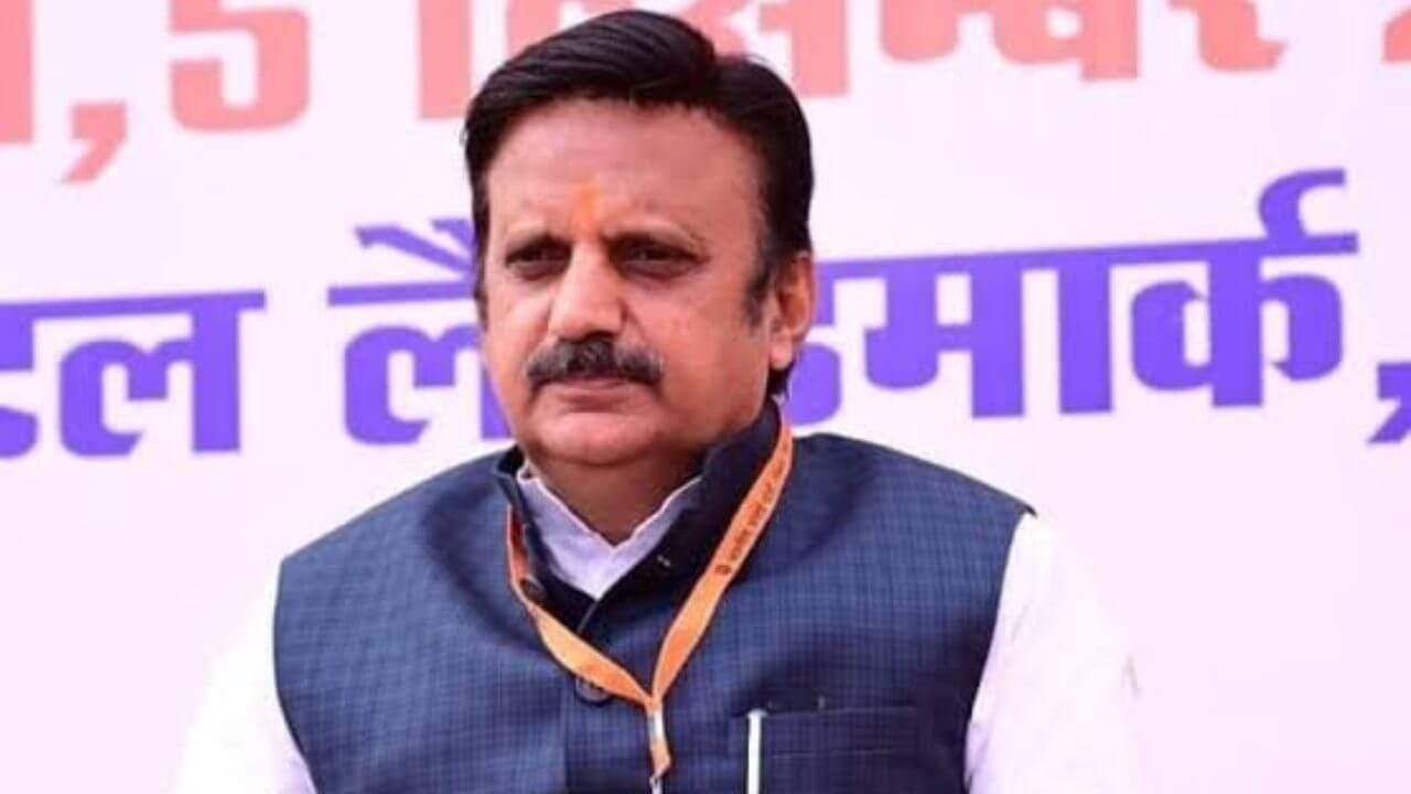 बीजेपी विधायक ने भरे मंच से की शिकायत ‘उप मुख्यमंत्री राजेंद्र शुक्ला नहीं देते पत्रों का जवाब’, स्वास्थ्य विभाग पर 7 करोड़ राशि ‘गुम’ करने का आरोप