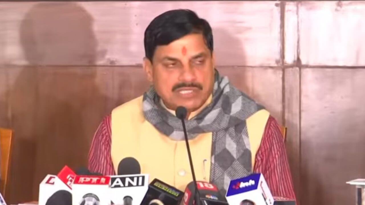 सीएम डॉ. मोहन यादव ने कहा ‘यूनियन कार्बाइड के कचरे पर न हो राजनीति’, बोले- भोपाल के लोग 40 साल से इसके साथ जी रहे थे