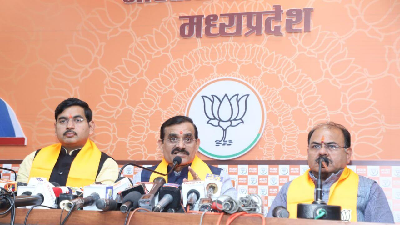 BJP का “हमारा संविधान-हमारा गौरव” अभियान 11 से 25 जनवरी तक, वीडी शर्मा बोले, महू आने से पहले माफ़ी मांगें राहुल गांधी