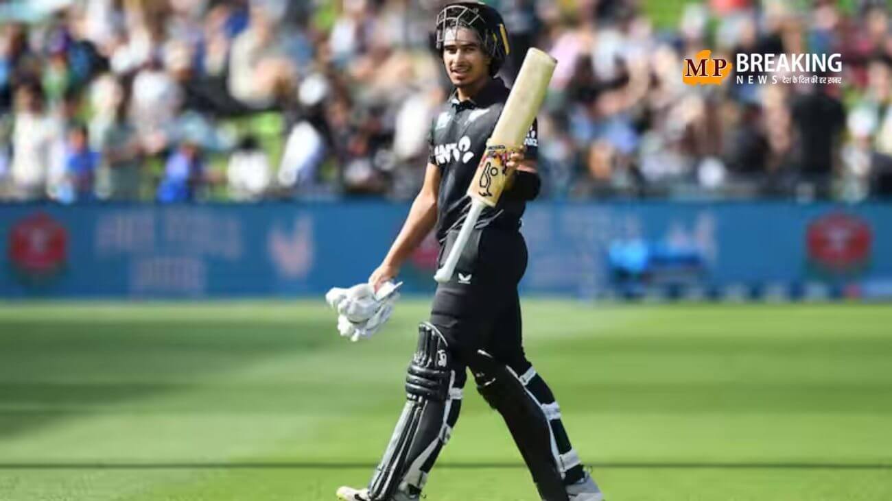 मोहम्मद अब्बास ने पाकिस्तान की तोड़ी कमर! डेब्यू मैच में ही बना दिया बड़ा रिकॉर्ड