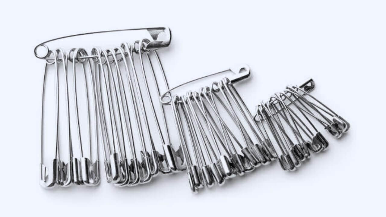 कर्ज चुकाने के लिए हुआ था सेफ्टी पिन का आविष्कार, जानिए वाल्टर हंट की ये मजेदार कहानी