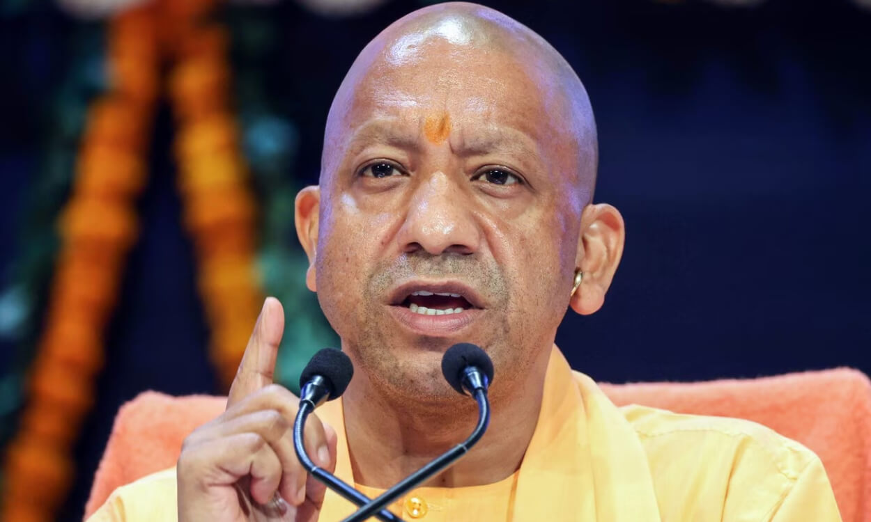 जर्जर स्कूल भवनों पर एक्शन में योगी सरकार, अफसरों को चेतावनी, चूके तो होगी कार्रवाई