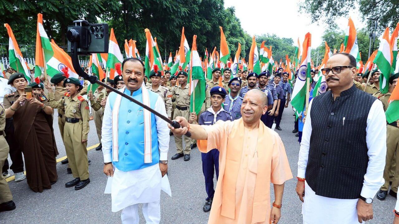 सीएम योगी आदित्यनाथ ने लखनऊ में किया ‘हर घर तिरंगा’ अभियान का शुभारंभ, कहा ‘भारत माता और वीर सैनिकों के प्रति कृतज्ञता का प्रतीक’