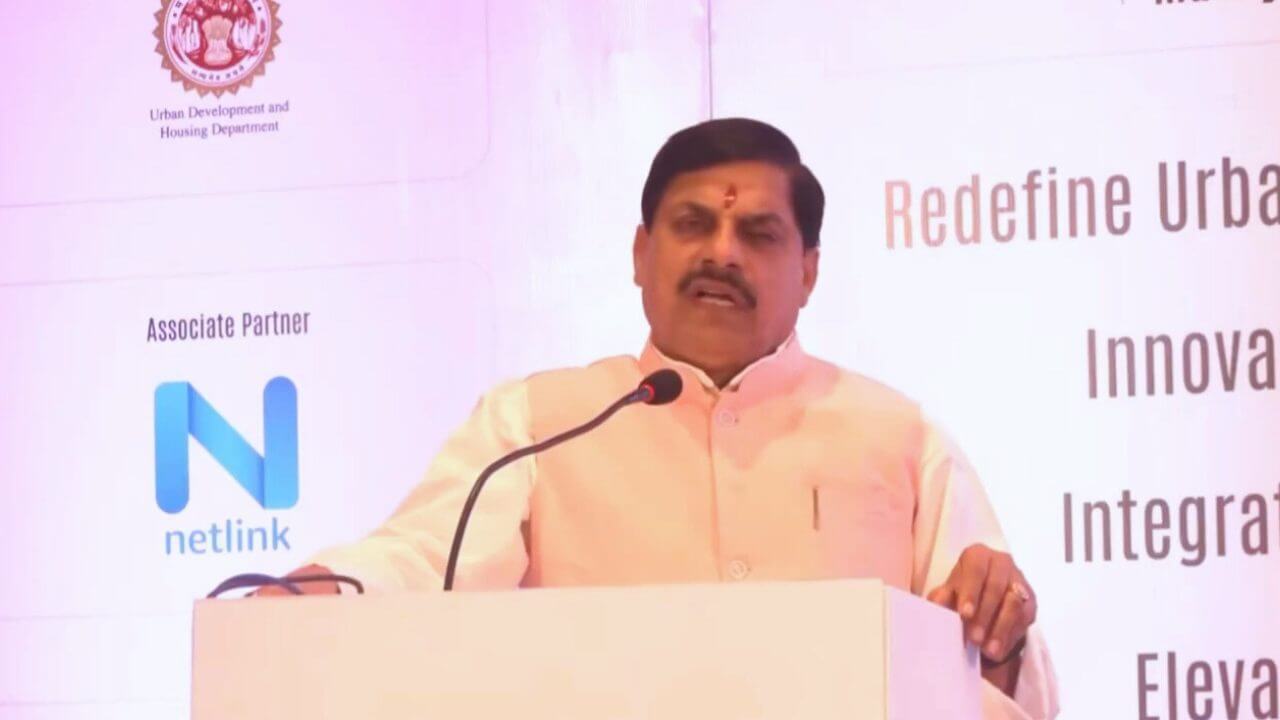 भोपाल में अर्बन ट्रांसफार्मेशन समिट: सीएम डॉ. मोहन यादव ने कहा “शहरीकरण से बनेगा आसान और आधुनिक जीवन, मेट्रो ग्रीन सिटी और 2 ट्रिलियन इकोनॉमी पर फोकस”