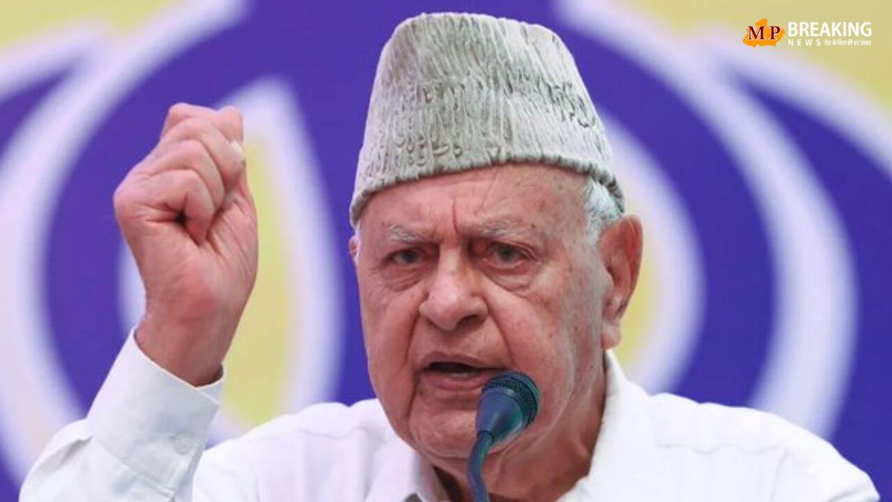 जम्मू-कश्मीर के सेब उद्योग संकट के लिए ‘अल्लाह का प्रकोप’ जिम्मेदार, फारूक अब्दुल्ला ने ऐसा क्यों कहा