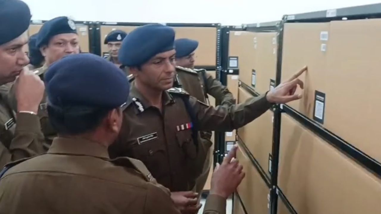 एमपी पुलिस के पहले ‘डिजिटल मालखाना’ की शुरुआत, अब QR कोड स्कैन कर, जब्त माल की हो सकेगी स्मार्ट ट्रैकिंग व सुरक्षा