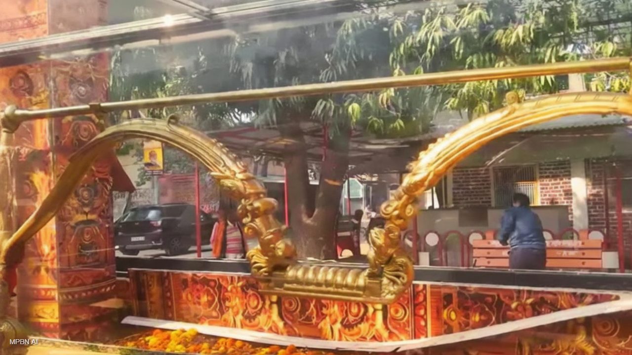 प्राण-प्रतिष्ठा के दो वर्ष पूरे होने पर अयोध्या को दिव्य उपहार, राम मंदिर को मिला 286 किलो का भव्य कोदंड