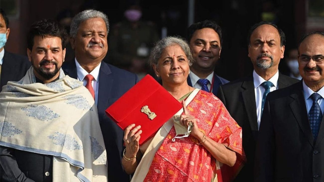 Budget 2026: हलवा सेरेमनी के बाद क्यों ‘कैद’ हो जाते हैं वित्त मंत्रालय के अधिकारी? 1950 की एक घटना से जुड़ा है राज