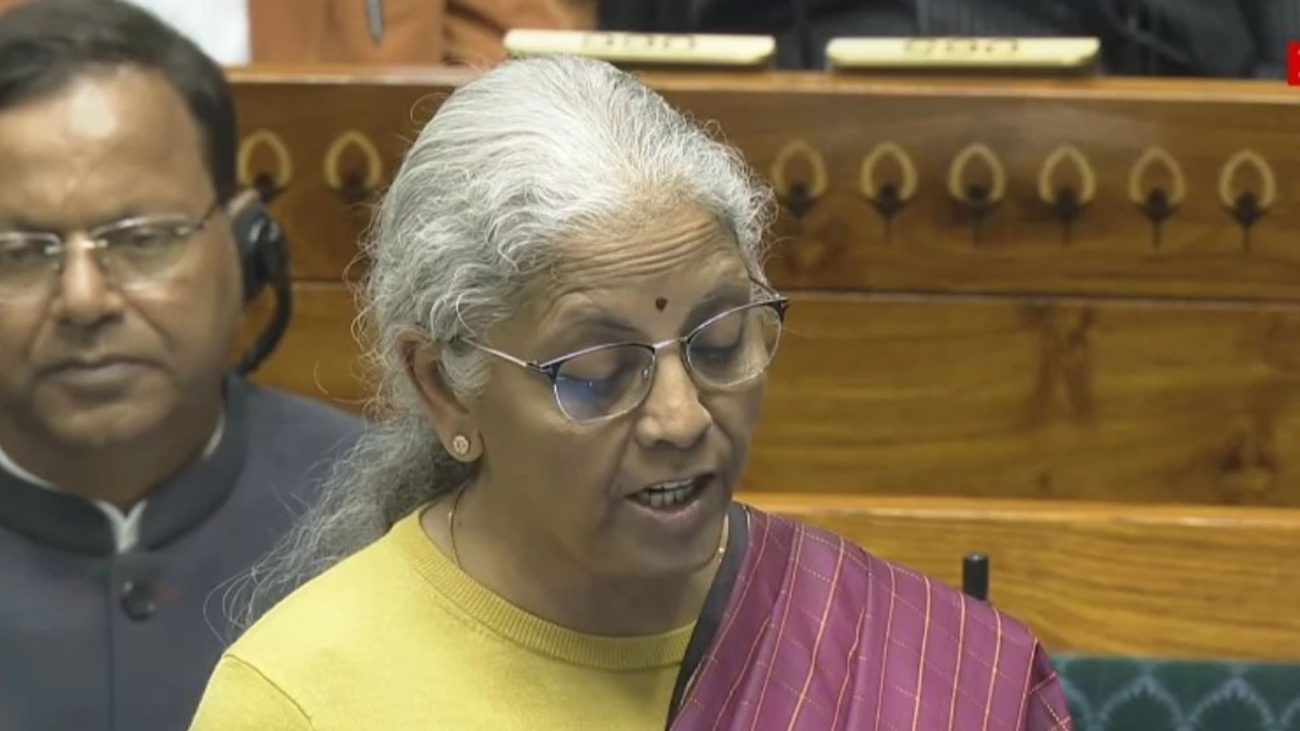 केंद्रीय बजट 2026: निर्मला सीतारमण का बड़ा ऐलान, महिला उद्यमियों के लिए ‘She-MART’ और हर जिले में छात्राओं के लिए हॉस्टल की योजना