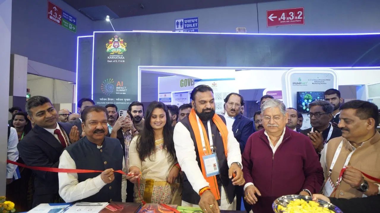 बिहार को टेक हब बनाने की दिशा में बड़ा कदम, सम्राट चौधरी ने दिल्ली AI समिट में बिहार पवेलियन का किया उद्घाटन, बड़े निवेश समझौतों पर हुए हस्ताक्षर